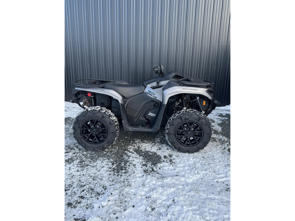 2025 Can-am Outlander 700 Xt - Platinum Satin alt