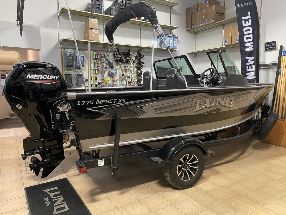 2026 Lund Boat Co 1775 Impact alt