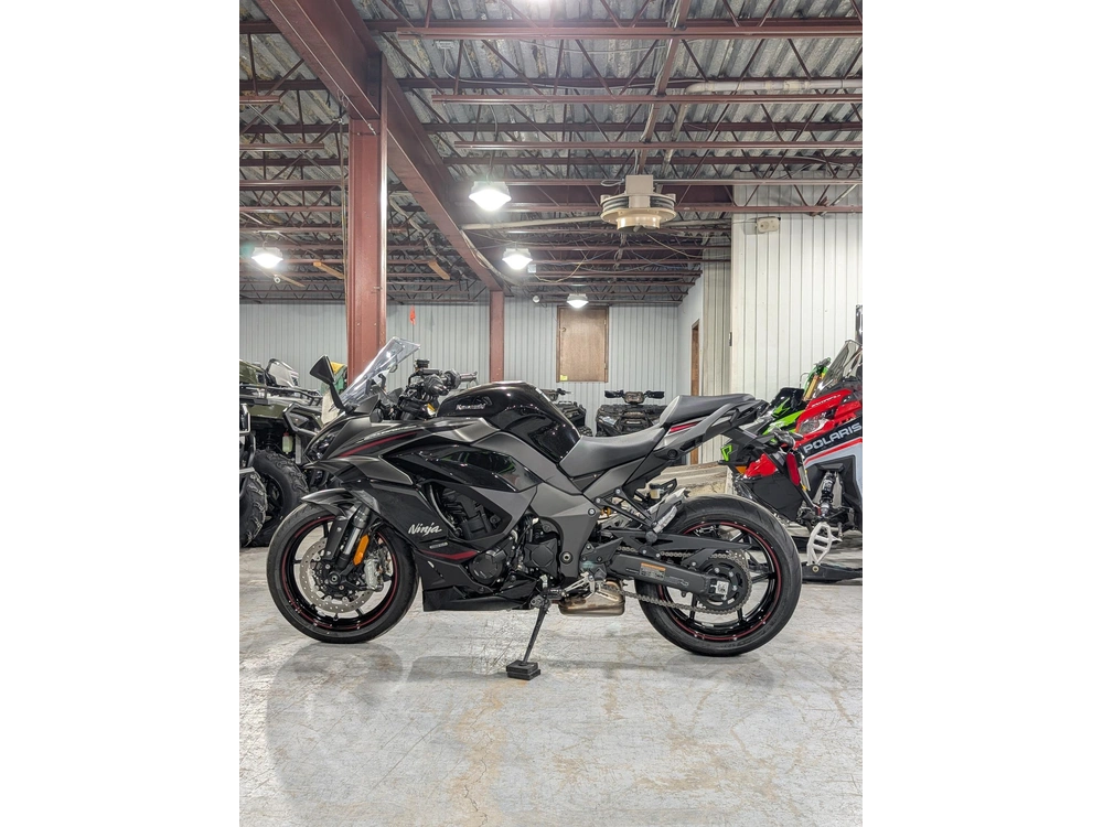 Kawasaki Ninja 1100 Sx Se Démo | 🟢 100+ Motos En Inventaire Livraison Rapide Cruise Control Alternatives Suzuki Gsx-s1000 Gt 🟢 | 2025 alt