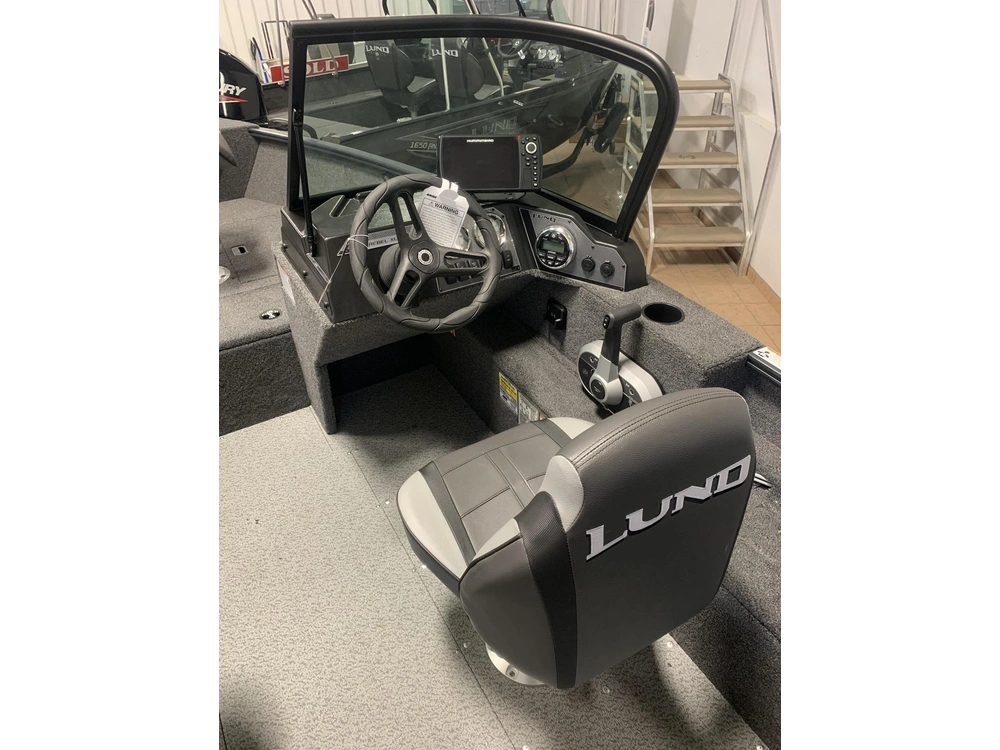 2025 Lund Boat Co 1650 Rebel Xl Sport alt