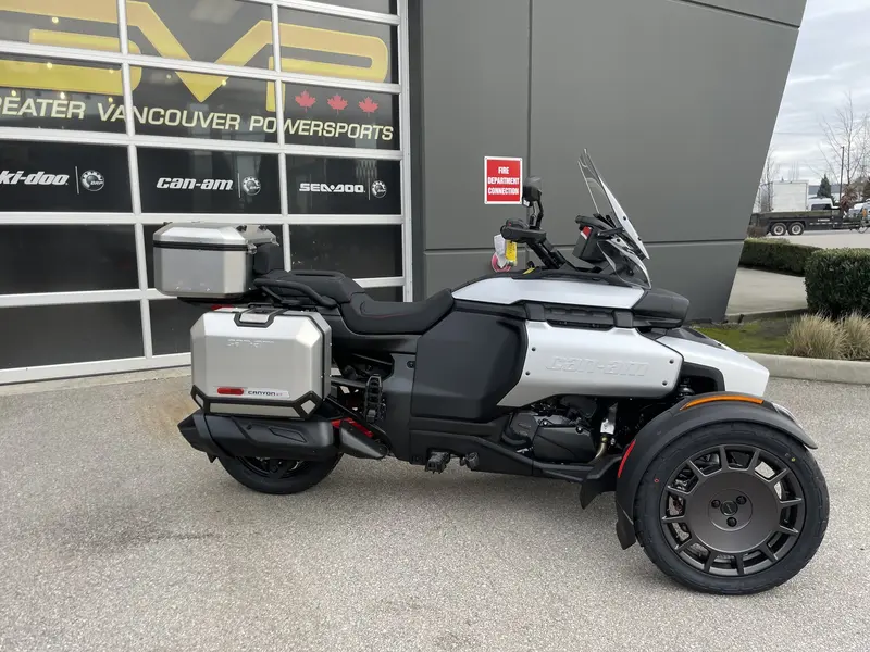 2025 Can-Am CANYON XT thumbnail 2