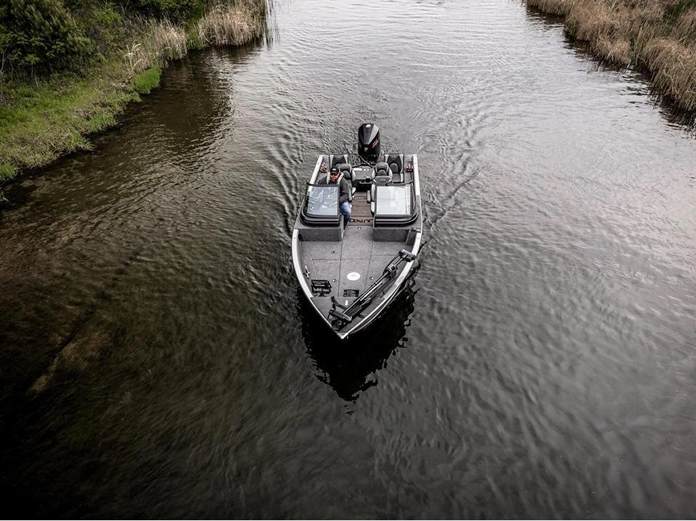 2025 Lund Boat Co 2075 Impact Xs alt