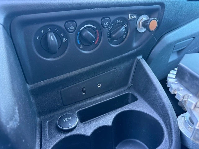 2016 Ford Transit T-150 Cargo Van alt