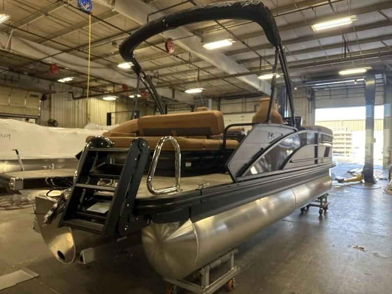 Bennington Marine 22 M Swingback 3t Noir 2026 alt