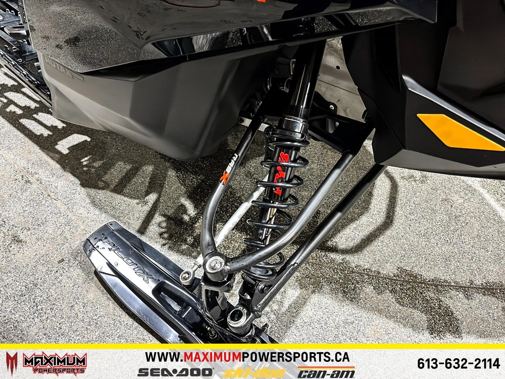 2023 Ski-doo Renegade X 850 alt