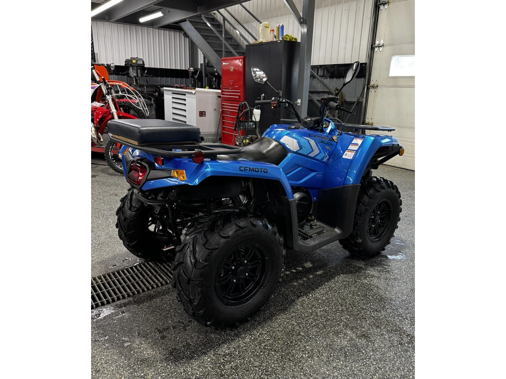 2022 Cfmoto Cforce 400 alt
