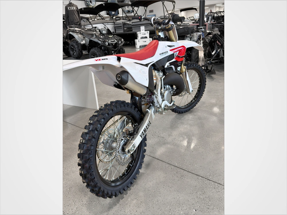 2026 Yamaha Yz125 70th Anniversary $200 Rebate alt