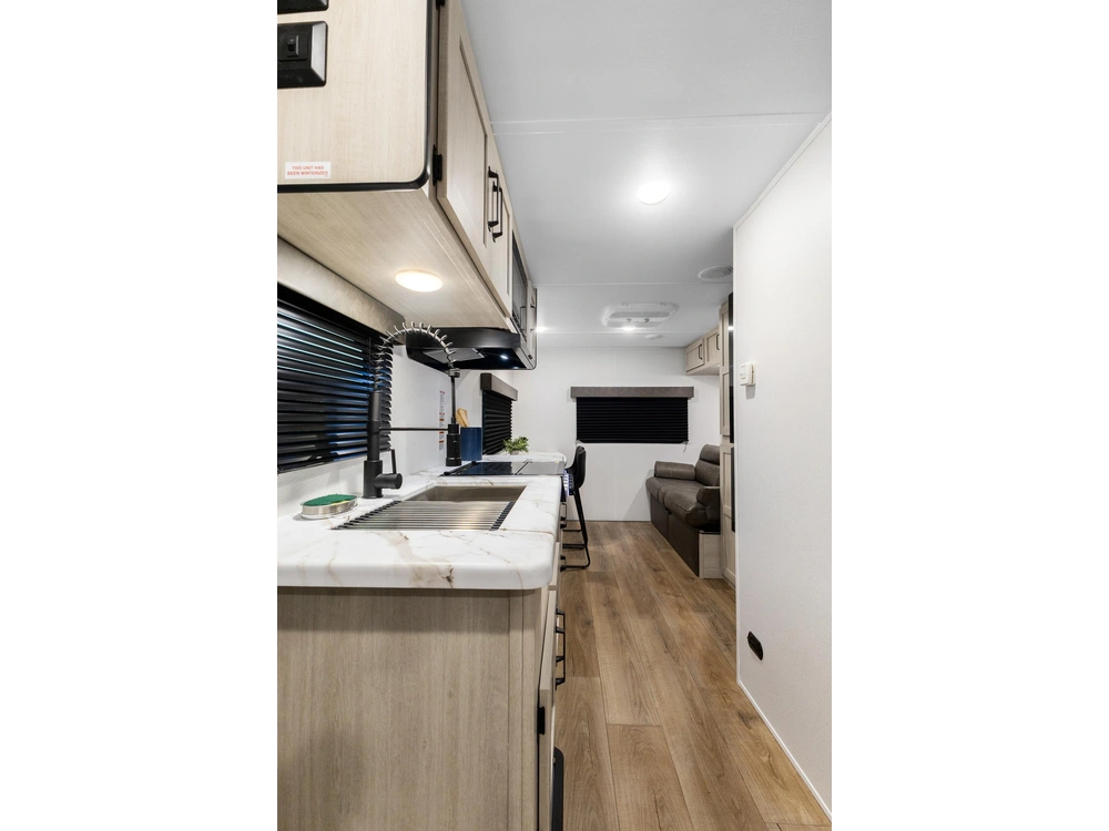 2026 Puma 20rlce Camping Edition alt