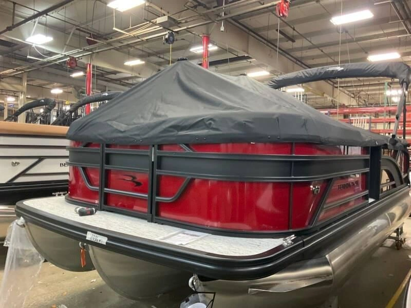 Bennington Marine 21 S Swingback 3t Rouge 2026 alt