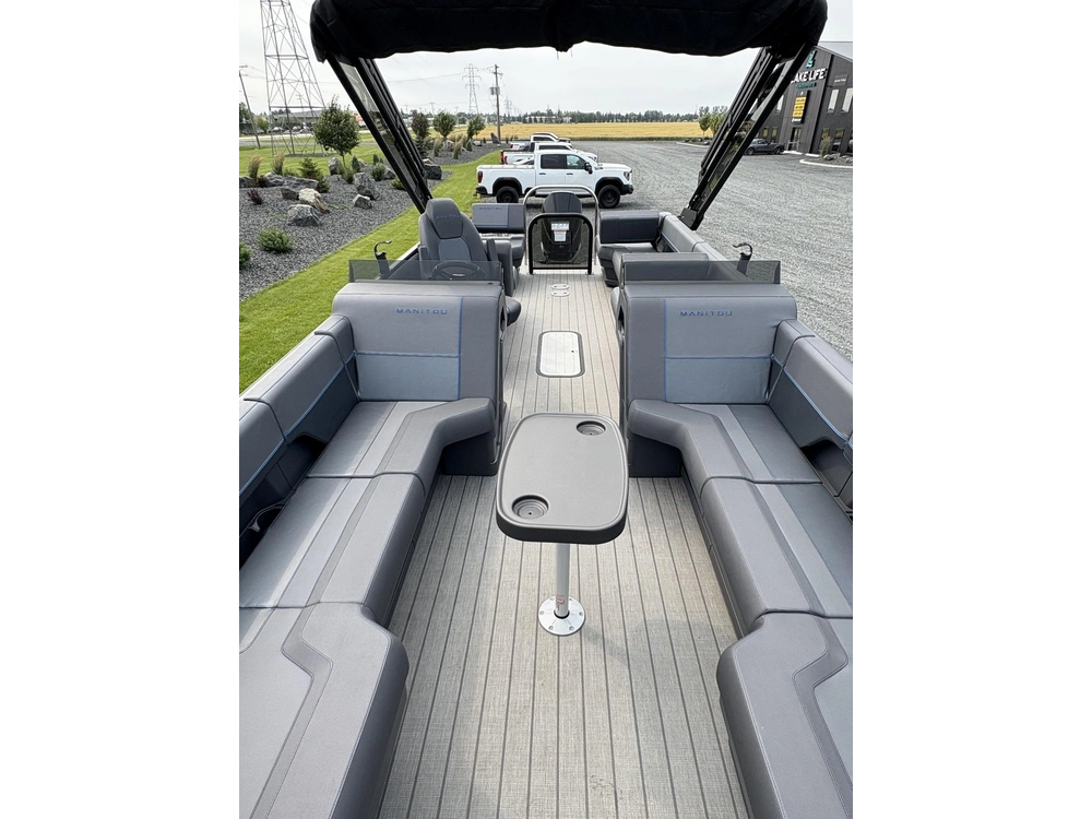 2025 Manitou Explore 22 Navigator Trifold 250 Mercury & Trailer alt