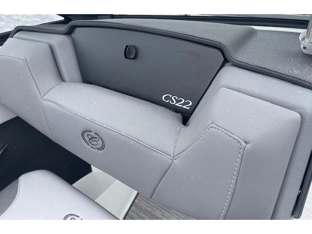 2025 Cobalt Boats Cs22 alt