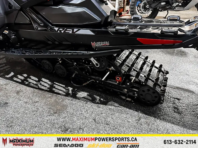 2020 Ski-Doo RENEGADE X 850