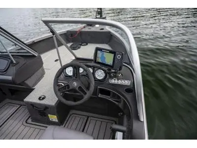 Crestliner 1750 HAWK WT JS 2026