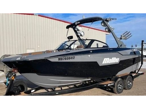 2021 Malibu M220 alt
