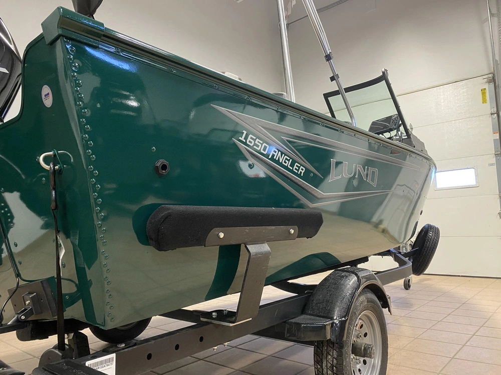 2025 Lund Boat Co 1650 Angler alt