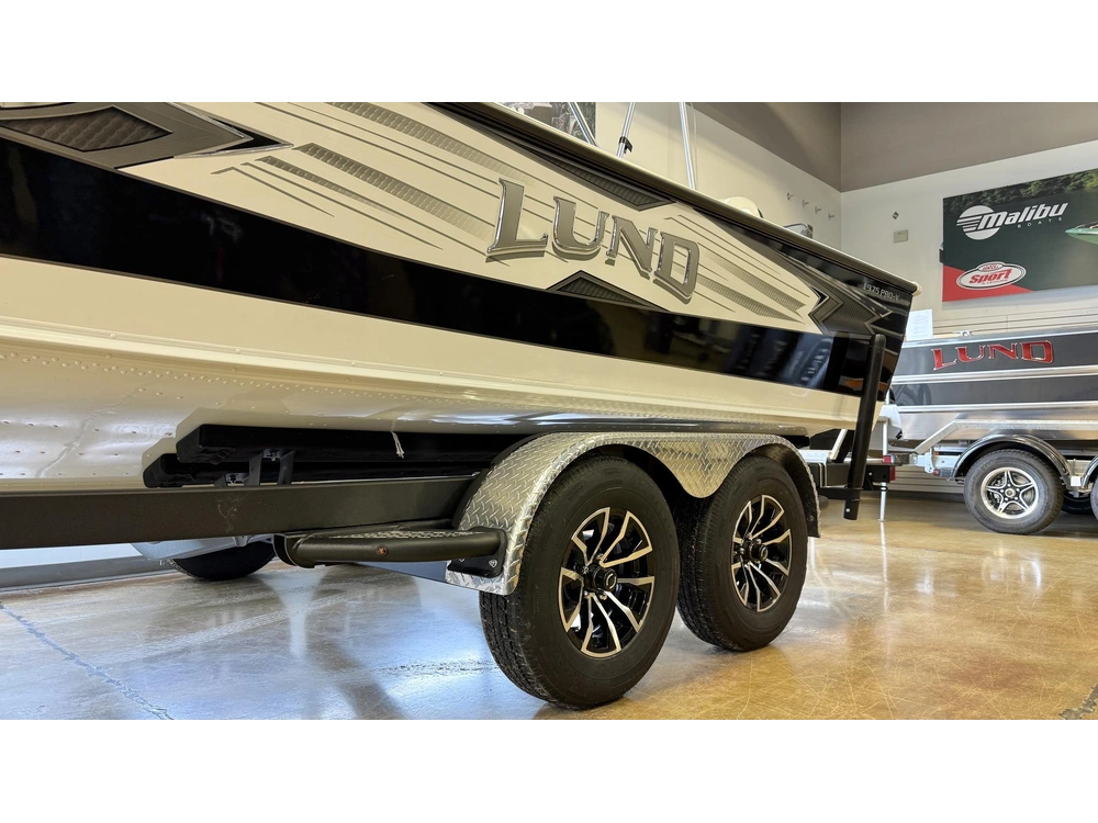 2026 Lund Boat Co 1975 Pro-v Sport alt