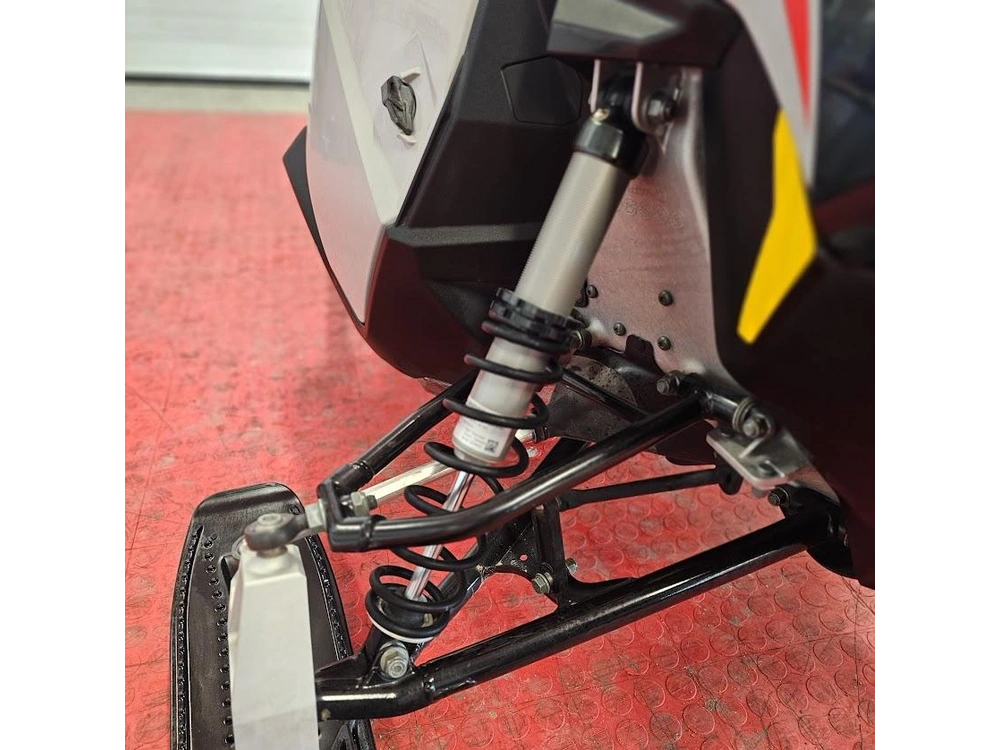 2022 Polaris 650 Voyageur 146 Es alt