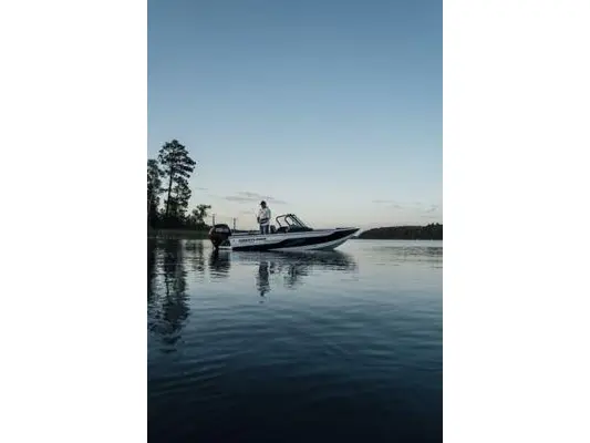 Crestliner 1750 FISH HAWK WT 2026