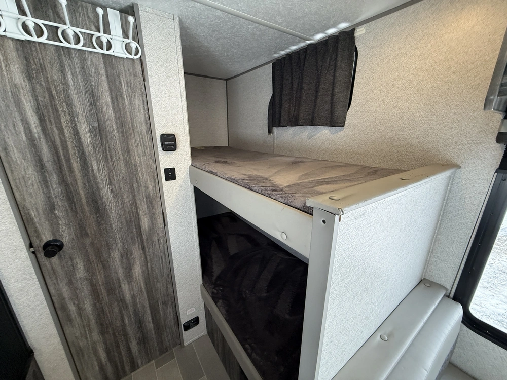 Salem 177bh 2021 alt