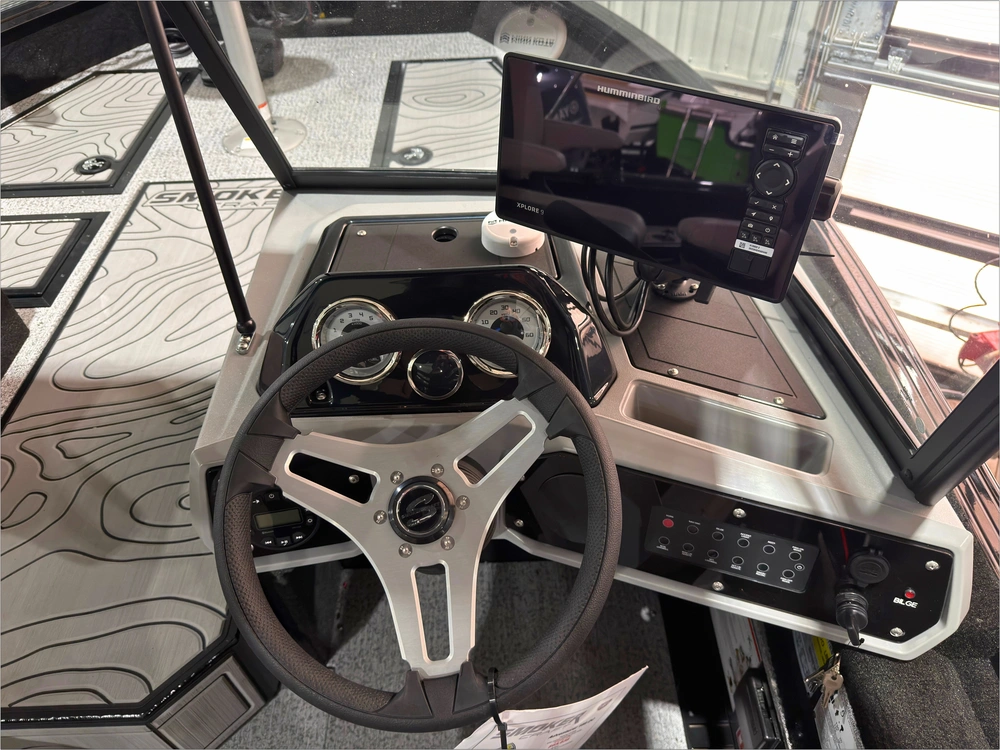 2026 Smoker-craft Adventurer 188 Dc alt