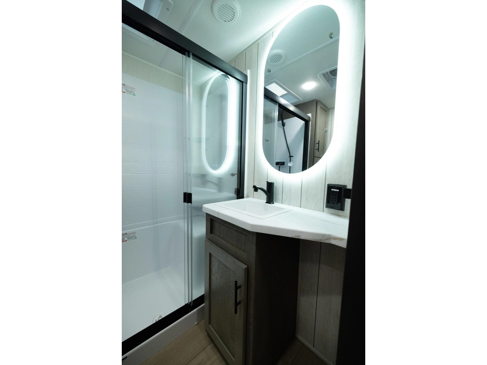 Arctic Wolf 3250 Suite 2026 alt