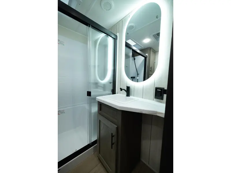 2026 Arctic Wolf 3250 SUITE