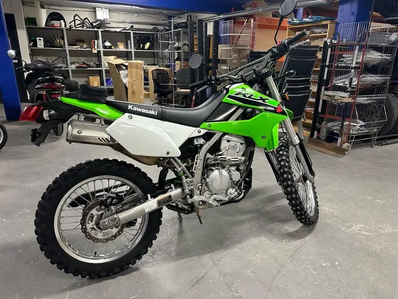 2023 Kawasaki KLX 300 thumbnail 3