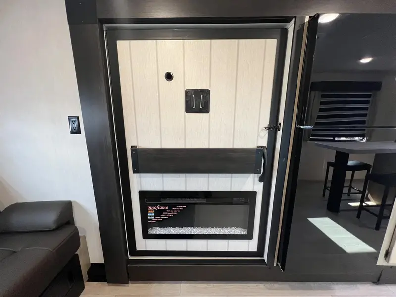 2026 Forest River Grey Wolf 27LH