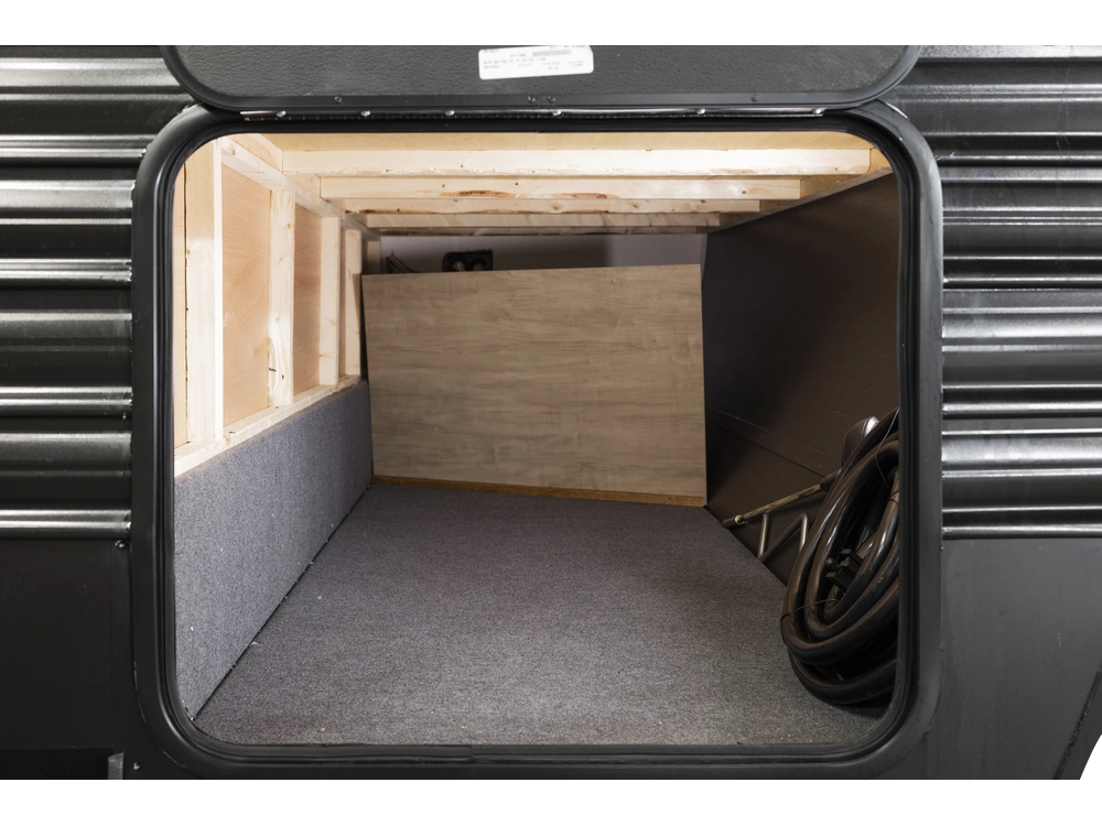 Cherokee 301bh Wolf Den 2026 alt