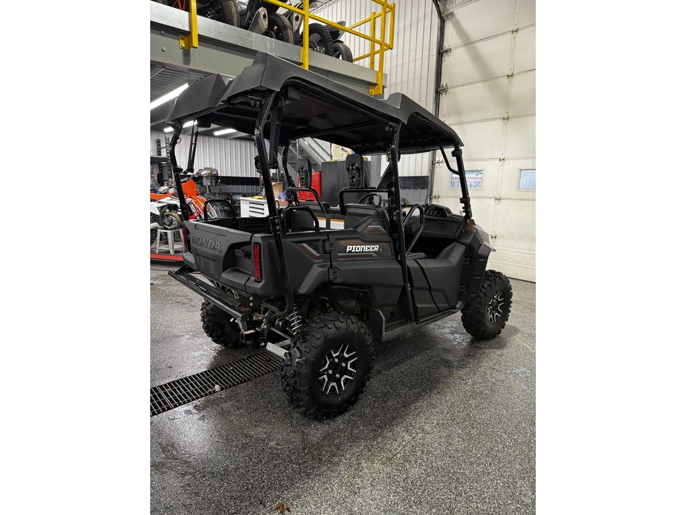 2021 Honda Sxs70 alt