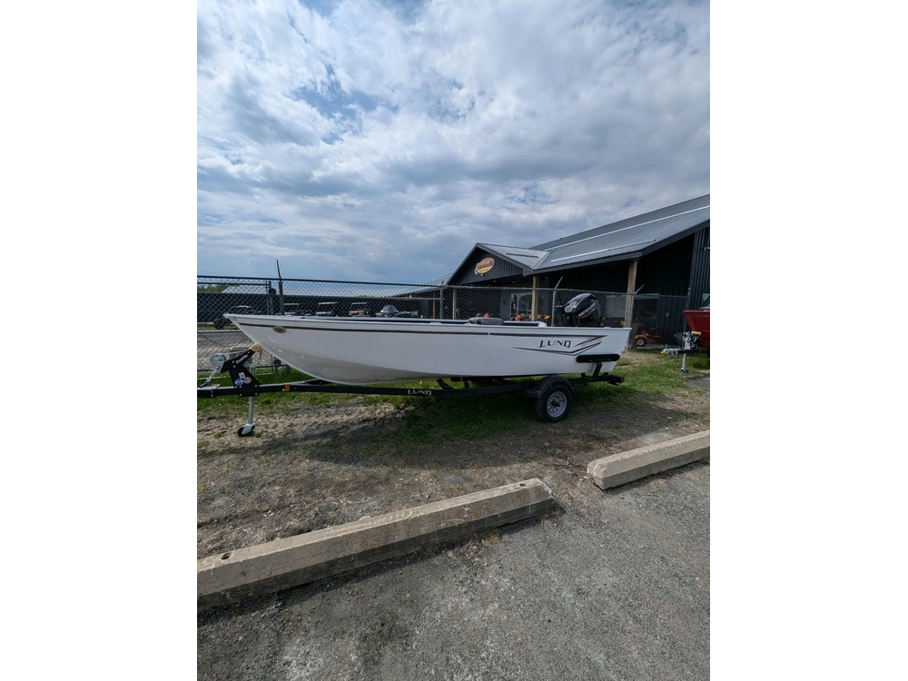 2025 Lund Boat Co 1650 Angler Tiller alt