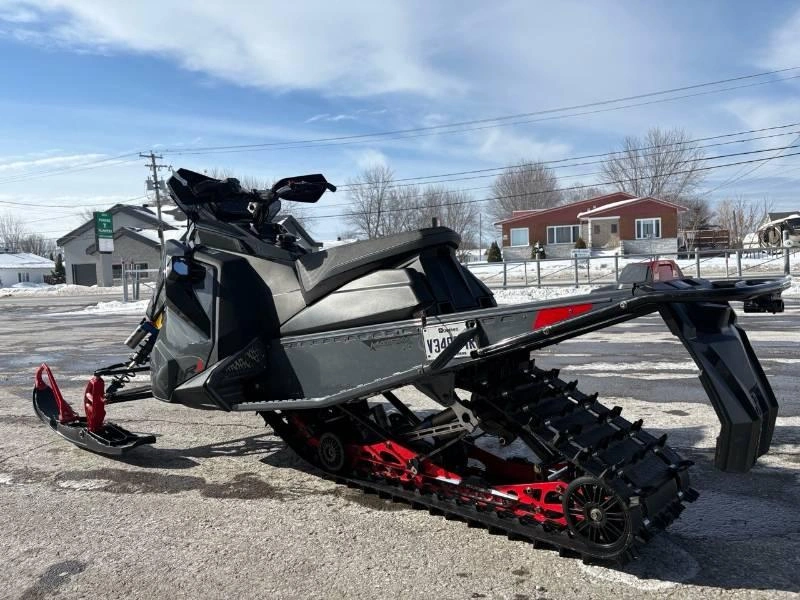 Polaris 850 Indy Vr1 137 2021 alt
