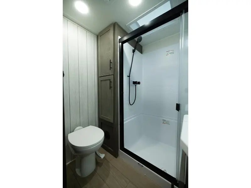2026 Arctic Wolf 3250 SUITE