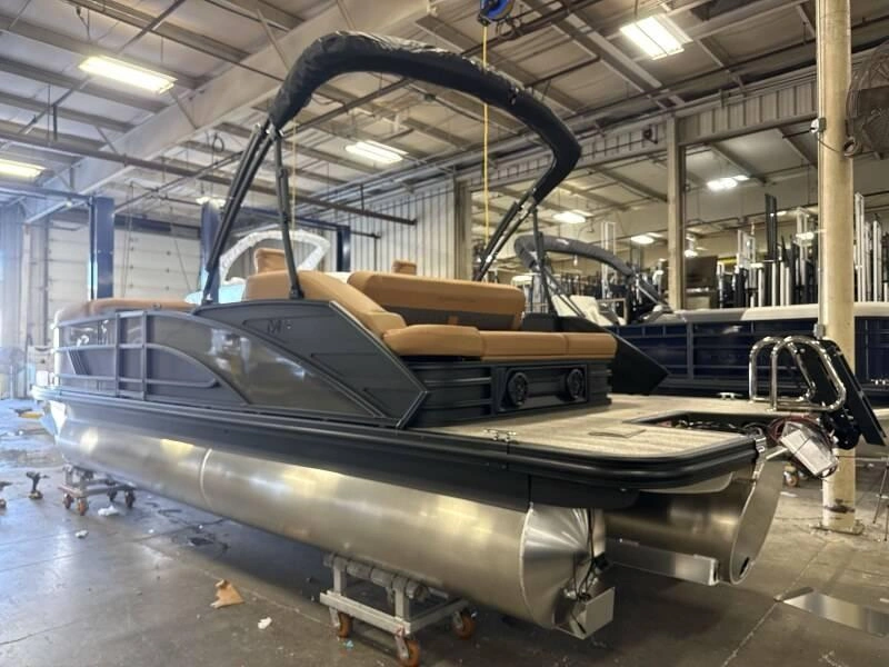 Bennington Marine 22 M Swingback 3t Noir 2026 alt