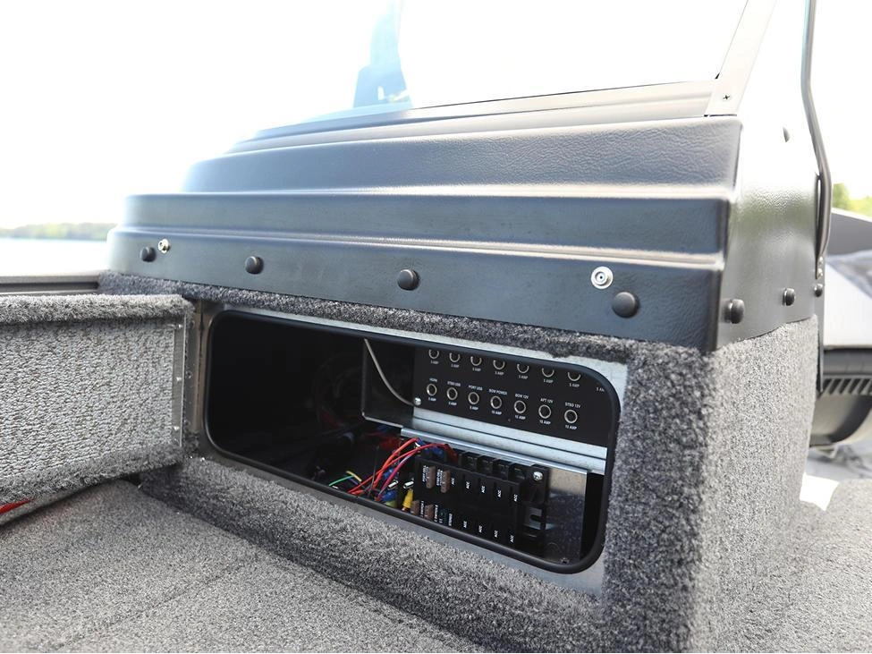 2025 Lund Boat Co 1875 Pro V Sport alt