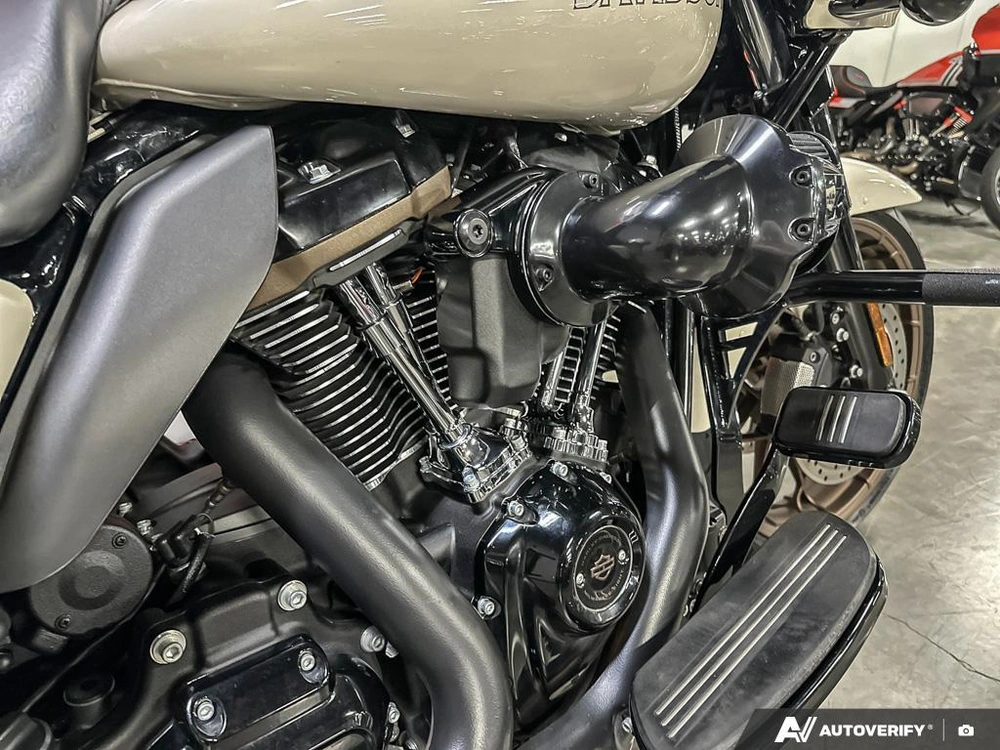 2023 Harley-davidson Road Glide St alt