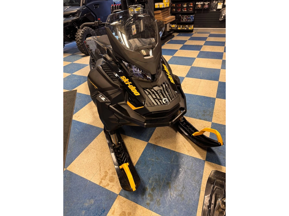 2026 Ski-doo Gdta Tundra Le 600efi 1.5ch W16 alt