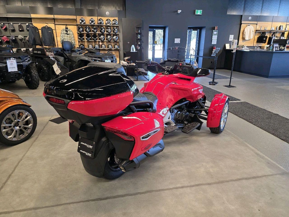 Can-am F3 Limited Se6 2024 alt