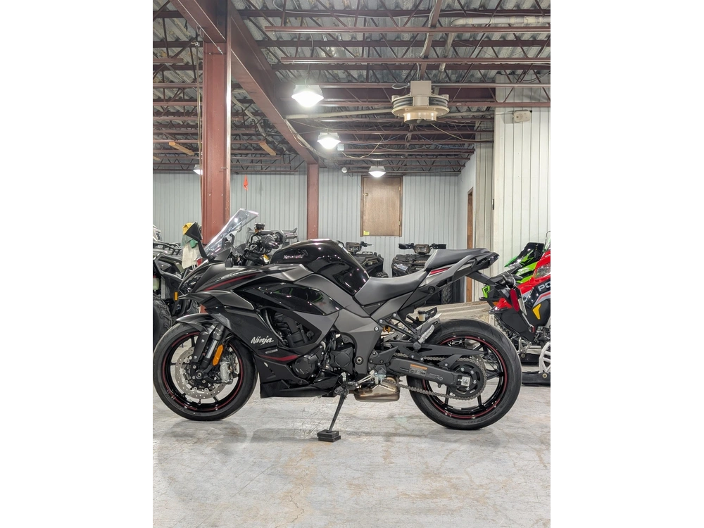 Kawasaki Ninja 1100 Sx Se Démo | 🟢 100+ Motos En Inventaire Livraison Rapide Cruise Control Alternatives Suzuki Gsx-s1000 Gt 🟢 | 2025 alt