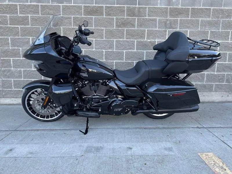 2026 Harley-Davidson FLTRXL - Road Glide® Limited thumbnail 9