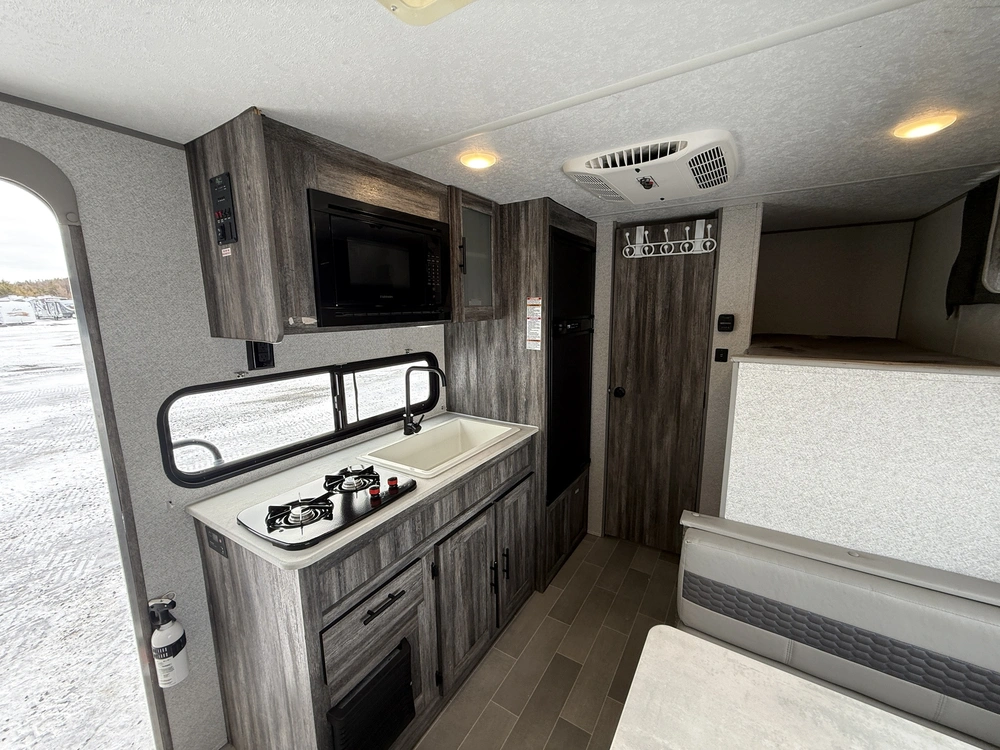 Salem 177bh 2021 alt