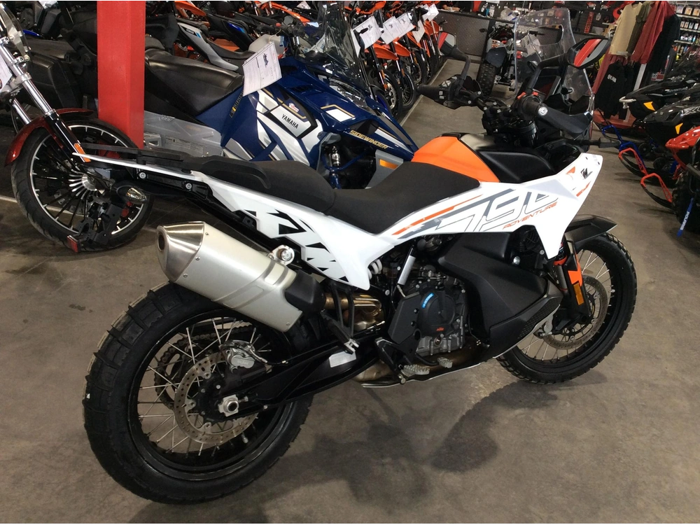 Ktm 790 Adventure 2024 alt