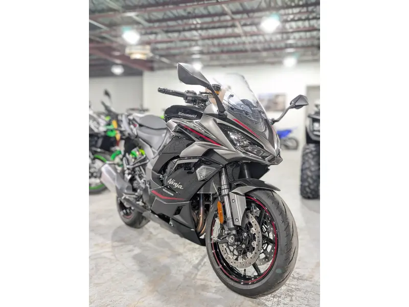 2025 Kawasaki NINJA 1100 SX SE DÉMO  | 🟢 100+ motos en inventaire livraison rapide cruise control alternatives Suzuki GSX-S1000 GT 🟢 |