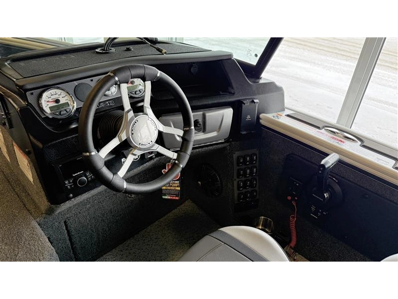 2026 Lund Boat Co 1975 Pro-v Sport alt