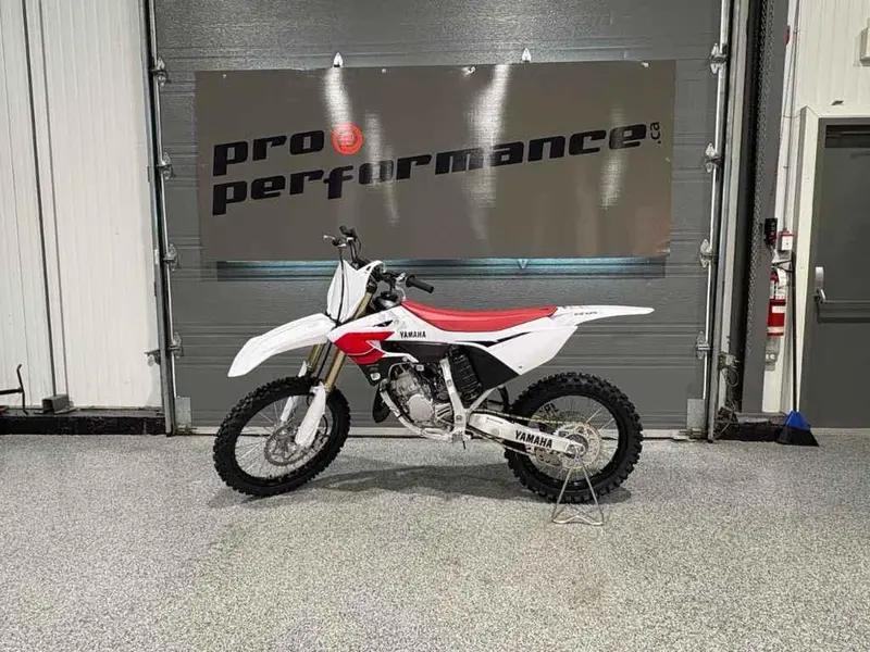 2026 Yamaha YZ125 70TH Annivesary Edition thumbnail 3
