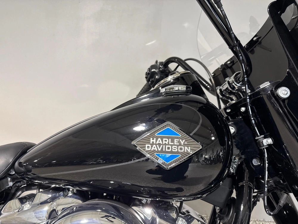 2026 Harley-davidson Flhc - Heritage Classic alt