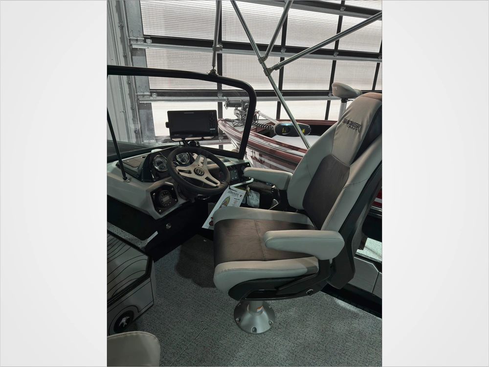 2026 Smoker-craft Adventurer 188 Dc alt