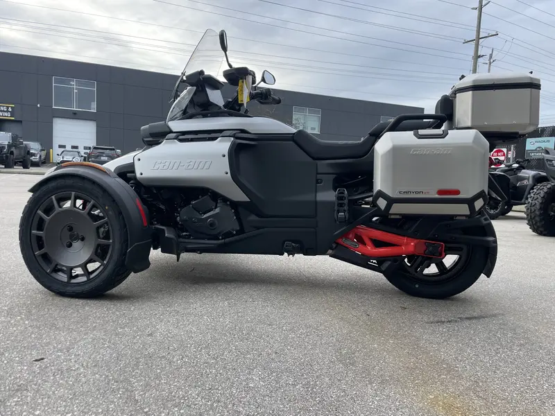 2025 Can-Am CANYON XT thumbnail 6