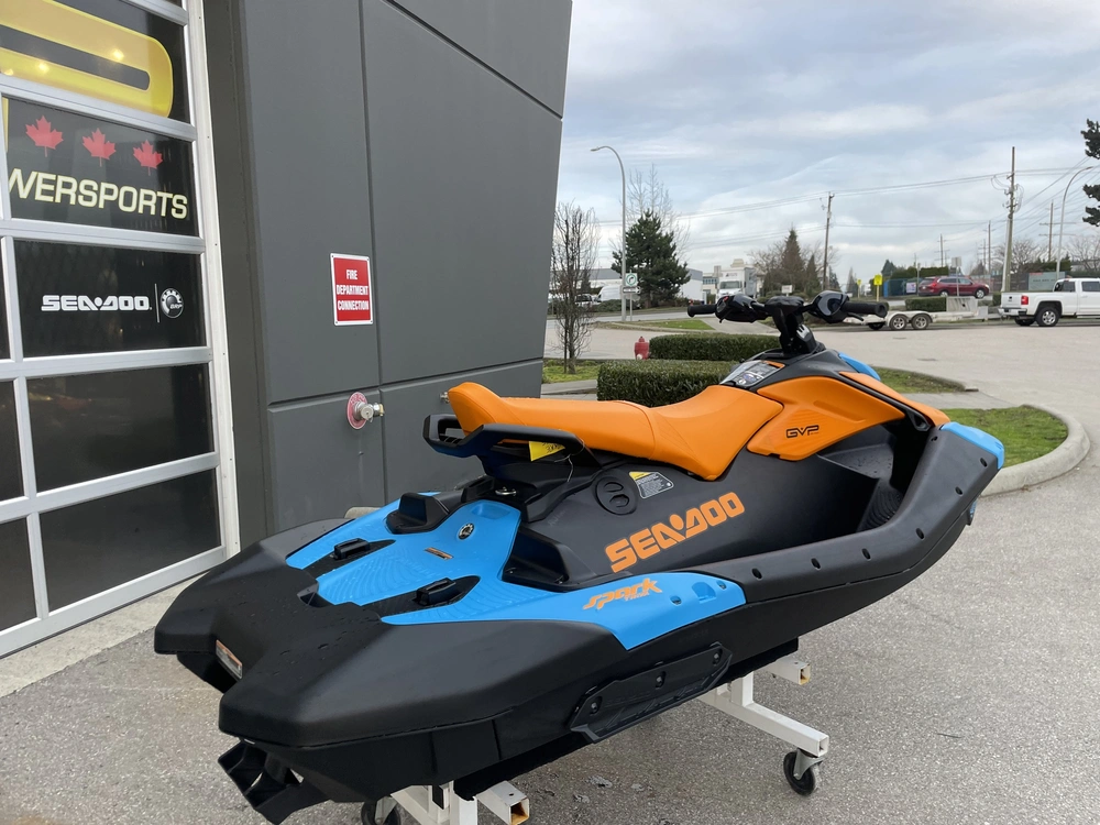 2026 Sea-doo Spark™ 3up Trixx 90 (sound System) alt
