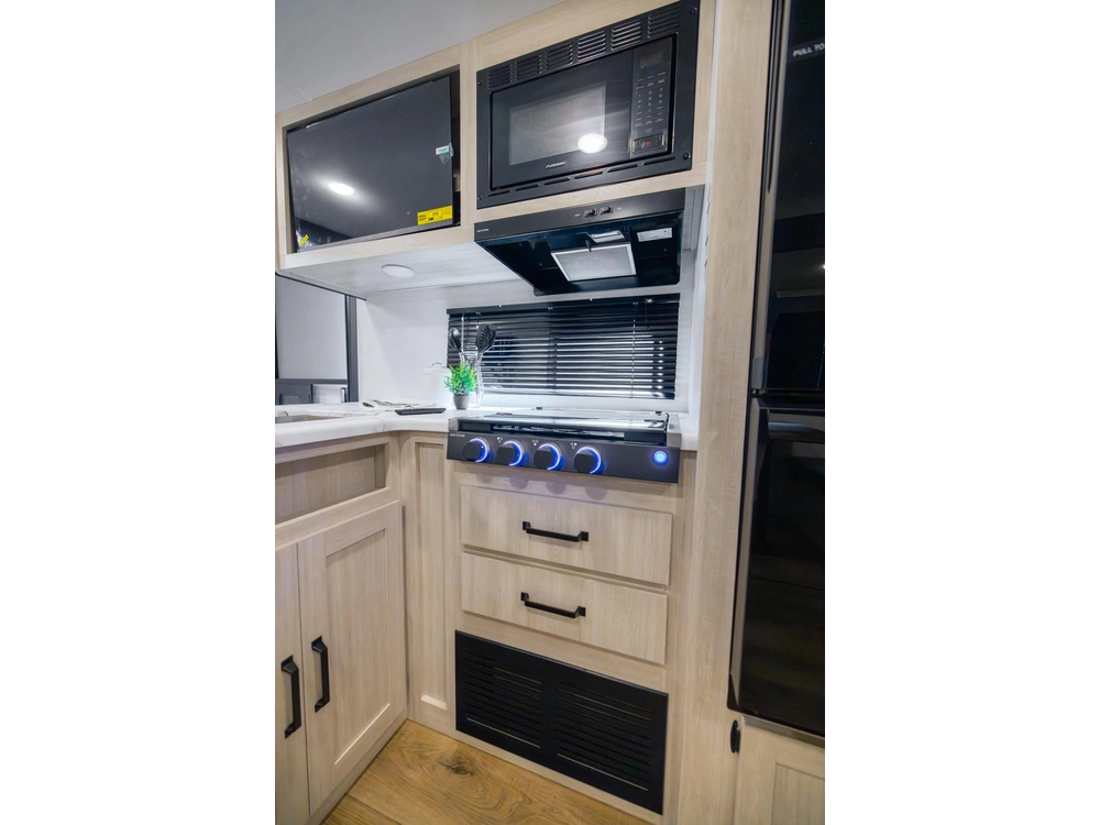 Puma 250rbce Camping Edition 2026 alt